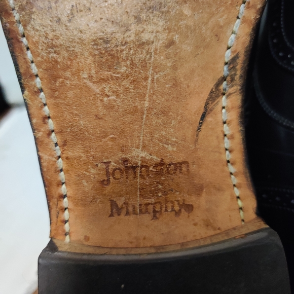 Vtg Johnston & Murphy black shoes sz 10 - Picture 6 of 9